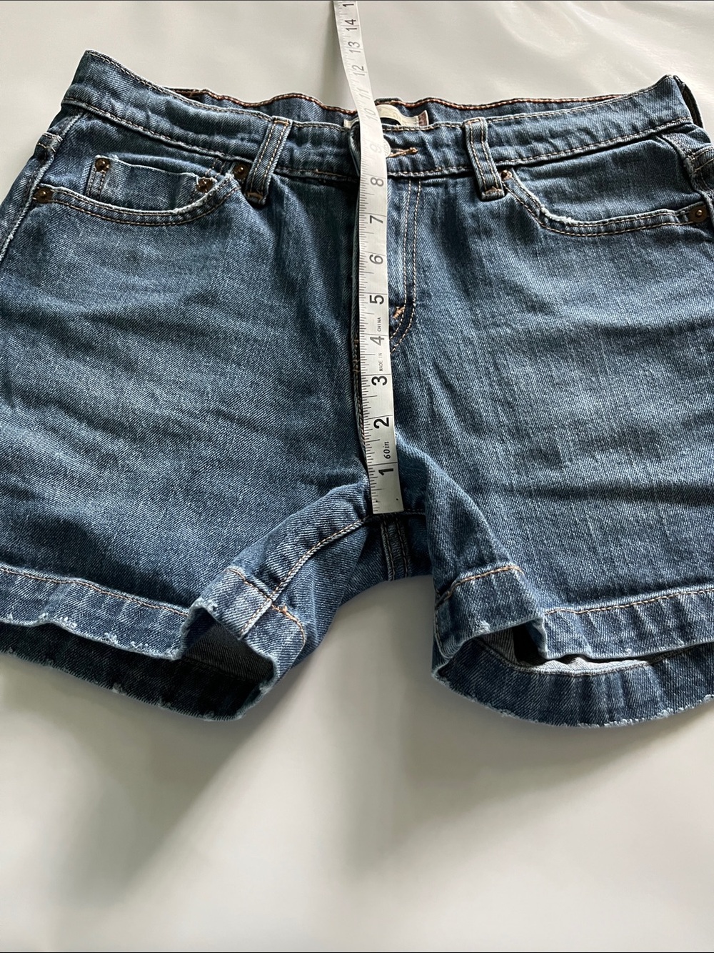 Levi’s 515 Shorts Mid Rise Size 8 - Picture 6 of 16